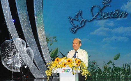 Phó Thủ tướng Trương Hòa Bình dự chương trình ‘Xuân là hy vọng’
